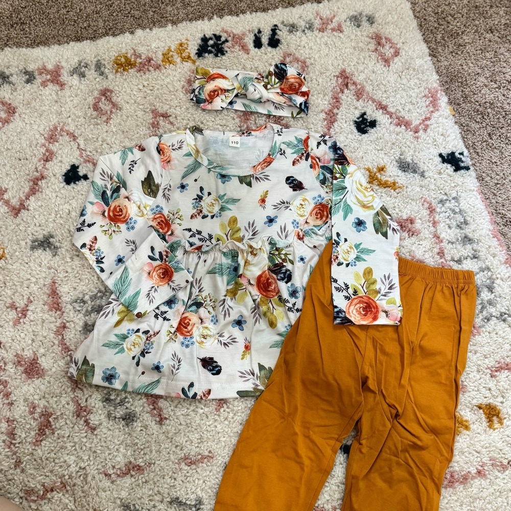 (NEW) Floral Top and Mustard Pants Set with Headband 110size